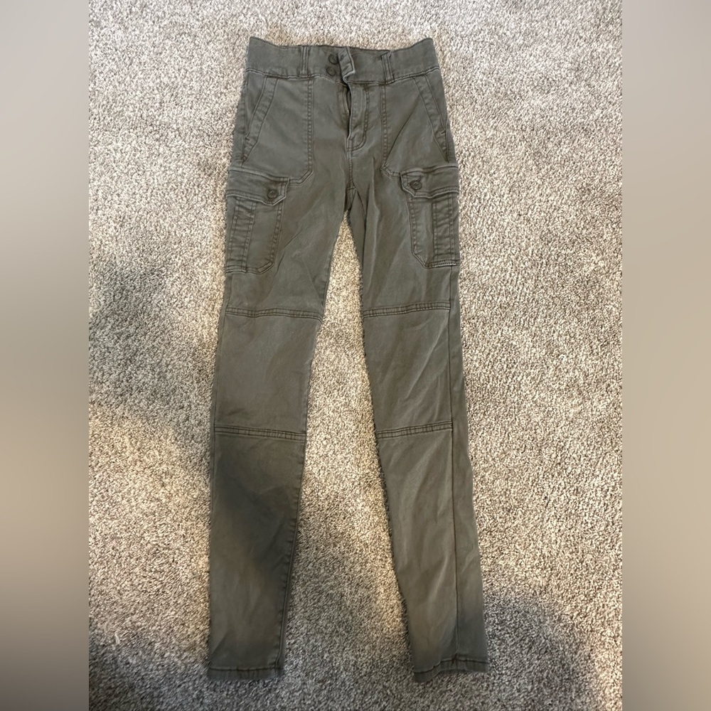 Women cargo jeans American eagle